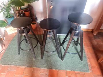 3 IKEA barkrukken beschikbaar voor biedingen