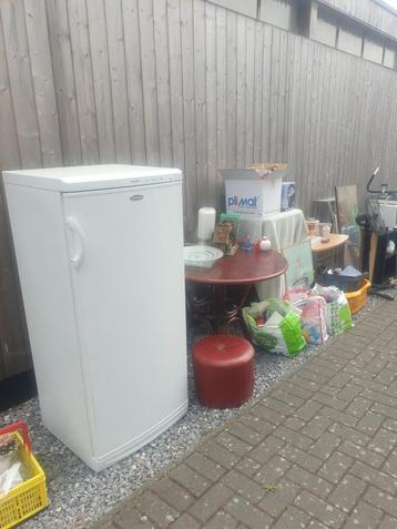Te koop wegens verhuizing laatste dag !!  beschikbaar voor biedingen