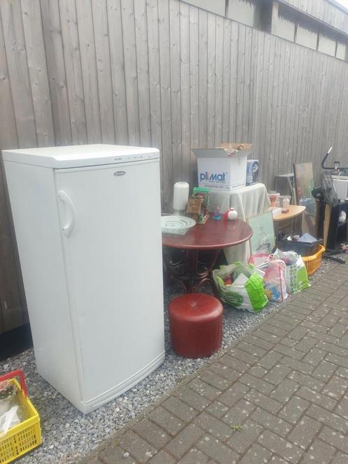 Te koop wegens verhuizing laatste dag !!, Huis en Inrichting, Overige Huis en Inrichting, Zo goed als nieuw, Ophalen