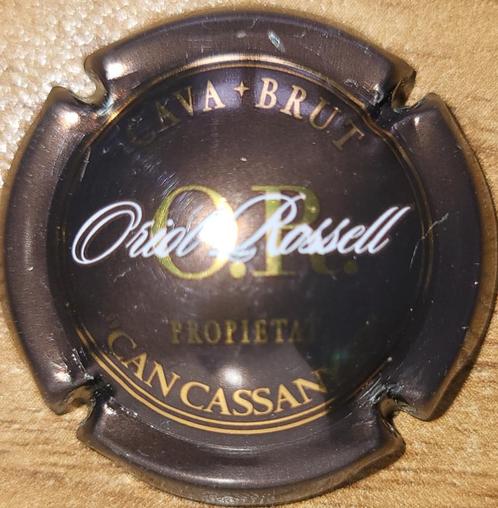 Spaanse cavacapsule ORIOL ROSSELL bruin & goud nr 7509 ZELDZ, Verzamelen, Wijnen, Nieuw, Witte wijn, Spanje, Ophalen of Verzenden