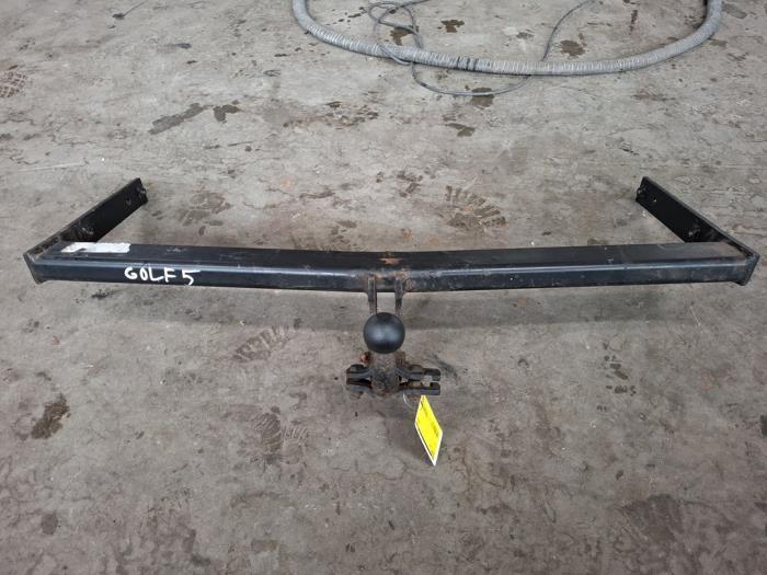 Trekhaak van een Volkswagen Golf, Auto-onderdelen, Ophanging en Onderstel, Volkswagen, Gebruikt, 3 maanden garantie, Ophalen of Verzenden