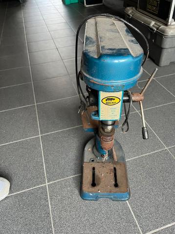 Kolomboormachine beschikbaar voor biedingen