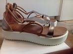 Sandalen met dikke zool, maat 37, Enlèvement