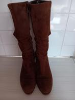 Lange bruine laarzen maat 38 in goede staat., Kleding | Dames, Ophalen, Hoge laarzen, Bruin, Gedragen