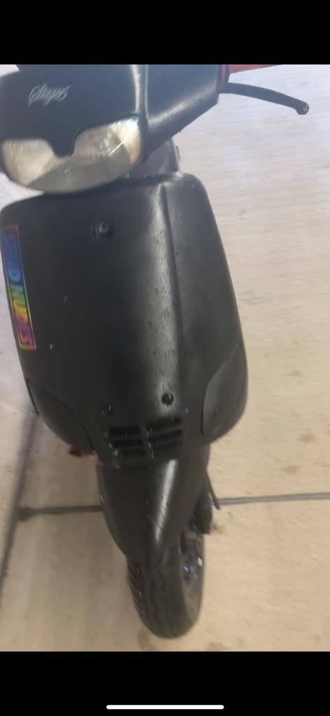 Piaggio zip type 3, Fietsen en Brommers, Snorfietsen en Snorscooters, Zo goed als nieuw, Piaggio, Ophalen