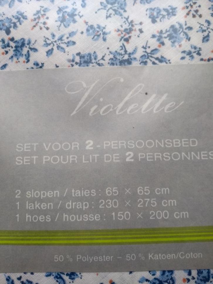 Blauw bovenlaken+hoeslaken+2 slopen 2persoons, Huis en Inrichting, Slaapkamer | Beddengoed, Nieuw, Hoeslaken of Sloop, Tweepersoons