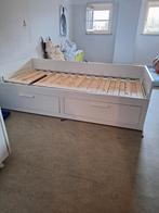 Uitschuifbaar 1-persoonsbed met 2 grote laden, Huis en Inrichting, Slaapkamer | Bedden, Ophalen