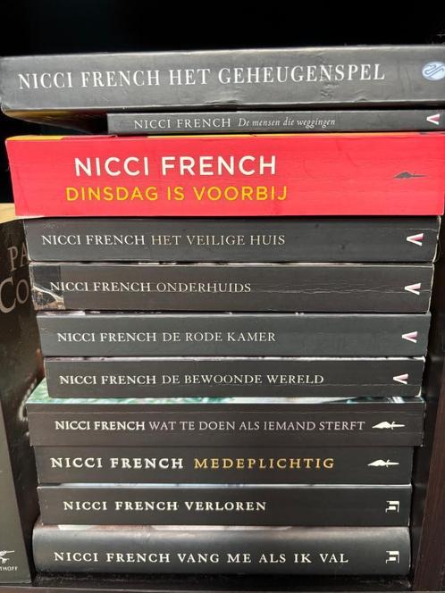 Boeken Nicci French, Boeken, Thrillers, Gelezen, België, Ophalen of Verzenden