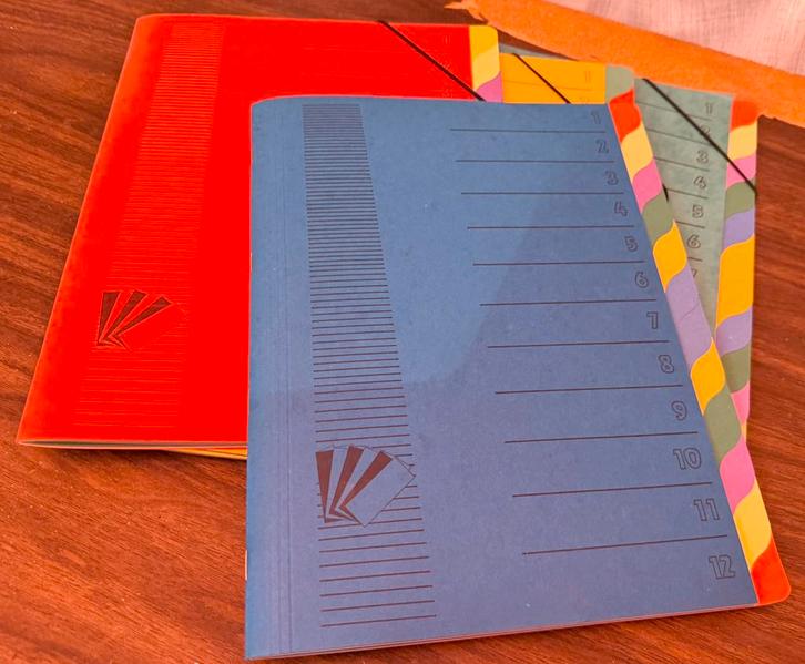 INTERCALAIRE A4 (CARNET TRIEUR EN CARTON), Diversen, Schrijfwaren, Nieuw, Ophalen of Verzenden