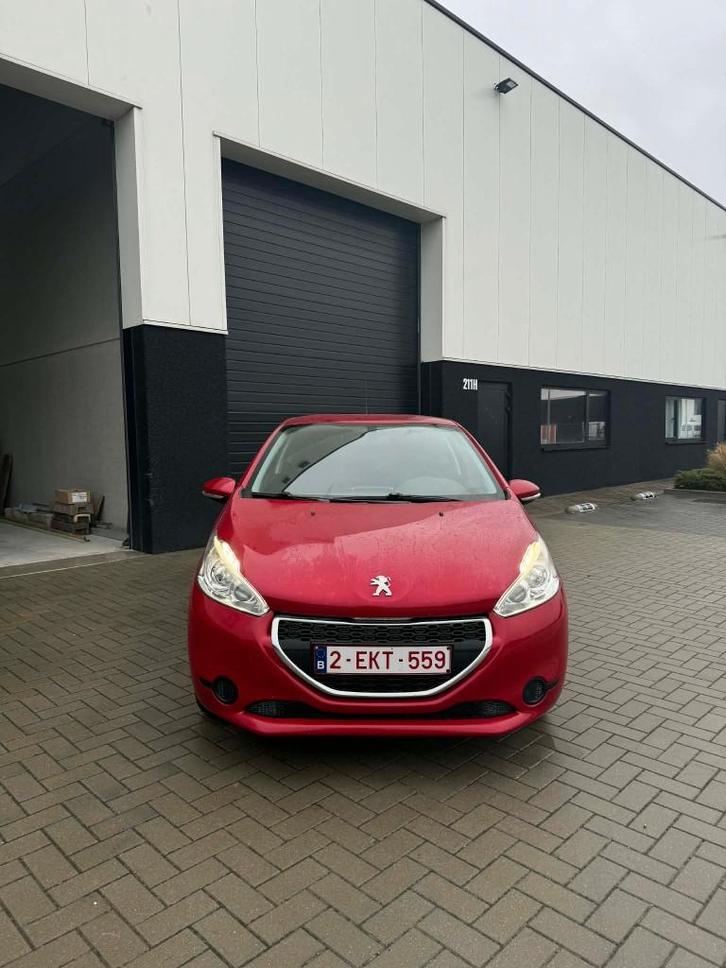 peugeot 208, Autos, Peugeot, Entreprise, Air conditionné, Cruise Control, Essence, Euro 5, Coupé, 3 portes, Boîte manuelle, Noir