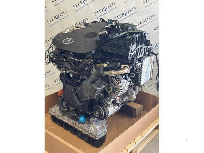 Moteur d'un Mercedes Vito, Autos : Pièces & Accessoires, Moteurs & Accessoires, Mercedes-Benz, Utilisé, 12 mois de garantie, Enlèvement ou Envoi