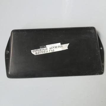Batterijdeksel voor Ferrari F40 beschikbaar voor biedingen