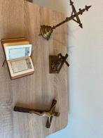 Antieke Kruisbeelden met bijbel, Antiek en Kunst, Antiek | Religieuze voorwerpen, Ophalen