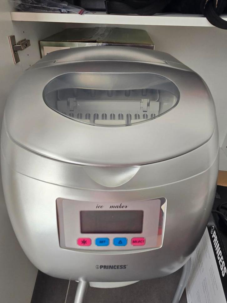 Princess ijsblokjesmachine, Elektronische apparatuur, IJsmachines, Zo goed als nieuw, Ophalen
