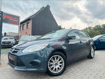 Ford Focus 2012 047000km 1.6i navi pdc cruise 1ste eigenaar beschikbaar voor biedingen