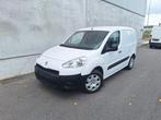 Peugeot Partner 1.6i -  87.000km - BTW wagen, Auto's, Bestelwagens en Lichte vracht, Euro 5, Stof, Zwart, 4 cilinders