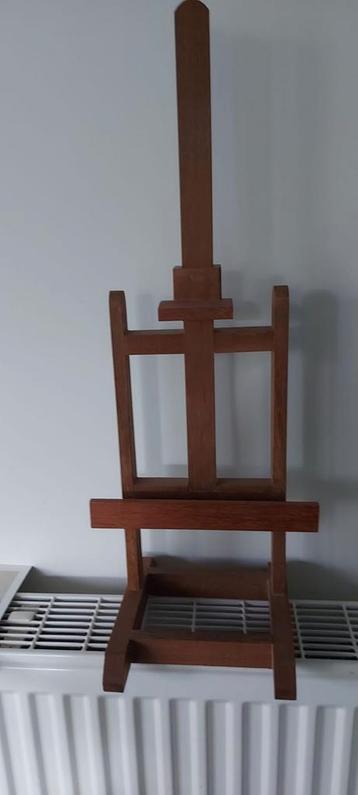 Schildersezel beschikbaar voor biedingen