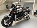 VMAX 1700 Yamaha, Toermotor, Particulier, 4 cilinders, 1700 cc