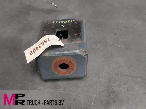 DAF Steun schokdemper Links - 1882462G Steun schokdemper Lin, Auto-onderdelen, Vrachtwagen-onderdelen, DAF, Ophanging en Onderstel