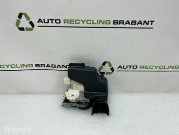Portierslot Links Voorzijde Audi A3 8V ORIG 8X1837015C beschikbaar voor biedingen
