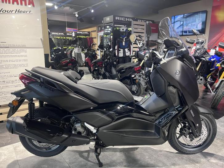 Yamaha X-Max 300 TECH MAX +, Motoren, Motoren | Yamaha, Bedrijf, Scooter, 12 t/m 35 kW, Ophalen