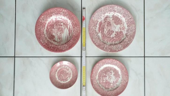 Porselein borden Engels design, Antiek en Kunst, Antiek | Porselein, Ophalen