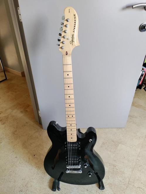 Squier Starcaster by Fender, Muziek en Instrumenten, Snaarinstrumenten | Gitaren | Elektrisch, Zo goed als nieuw, Semi-solid body