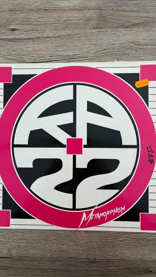 KA 22 - METAMORPHISM - ELECTRONIC, Cd's en Dvd's, Vinyl | Hardrock en Metal, Ophalen of Verzenden