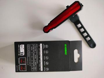 vélo lampe éclairage LED rouge projecteur pour tube de selle, Enlèvement, Neuf, Phare arrière