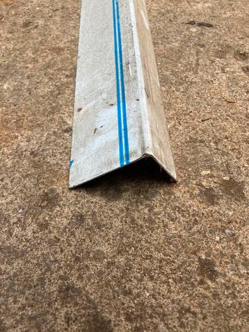 Aluminium plaat geplooid beschikbaar voor biedingen