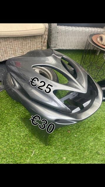 Yamaha aerox onderdelen beschikbaar voor biedingen