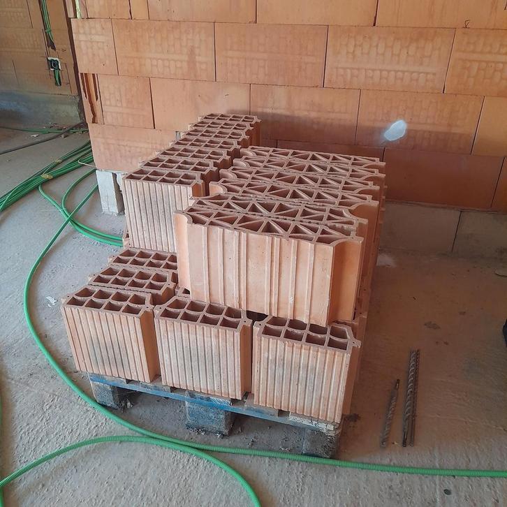 Potten en balken, Doe-het-zelf en Bouw, Metselstenen, Nieuw, Ophalen