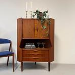 Vintage hoekkast, barkast •Omann Jun•, Ophalen of Verzenden, Gebruikt