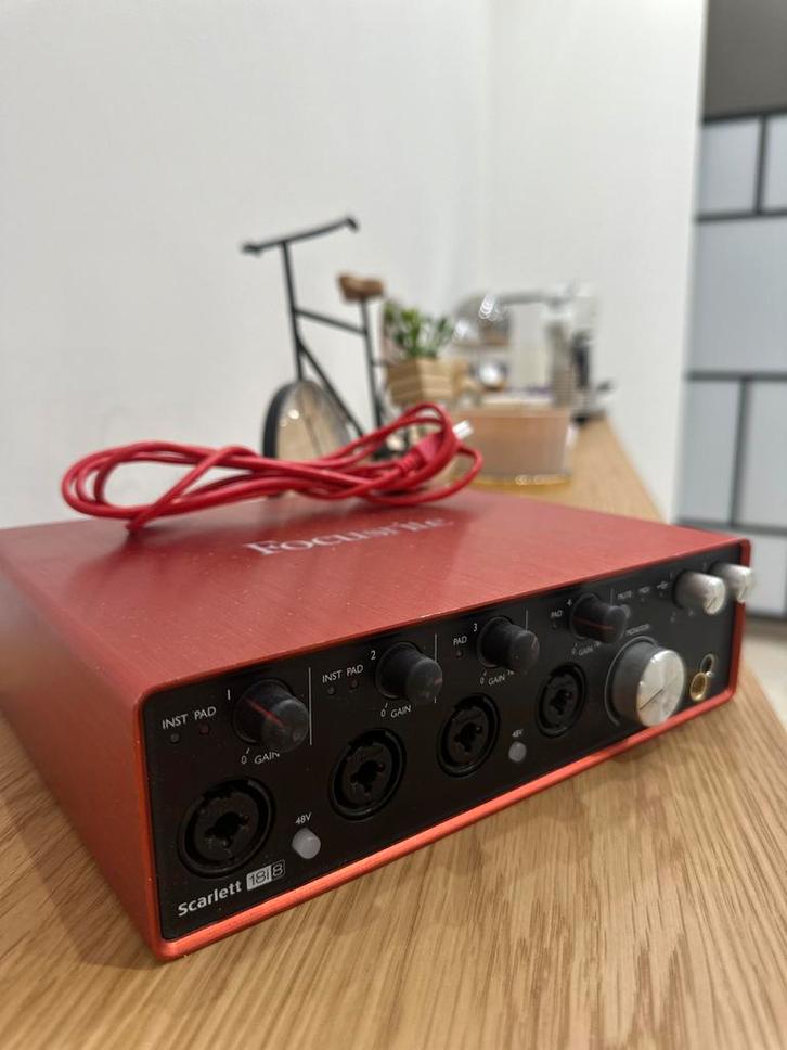 Focusrite 18i8 Interface - Win/Mac, Musique & Instruments, Instruments | Accessoires, Utilisé, Enlèvement
