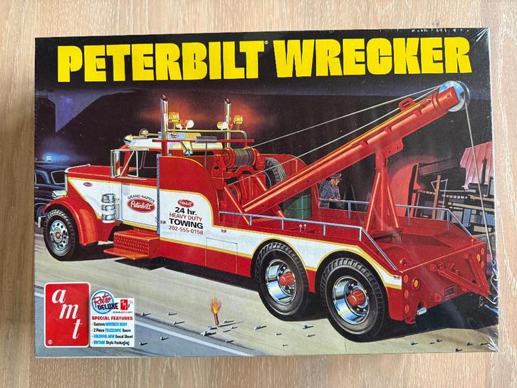 Italeri Peterbilt Wrecker schaal 1/25, Hobby & Loisirs créatifs, Modélisme | Voitures & Véhicules, Neuf, Camion, Plus grand que 1:32