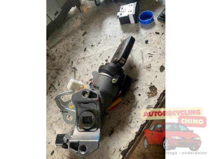 Kontaktslot + Sleutel van een Kia Rio, Auto-onderdelen, Overige Auto-onderdelen, Kia, Gebruikt, 3 maanden garantie, Ophalen of Verzenden