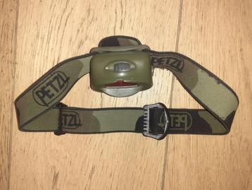 Defensie Petzl LED Hoofdlamp met roodfilter Camouflage Tacti