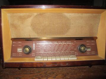 Vintage Novak Radio uit 1958 beschikbaar voor biedingen