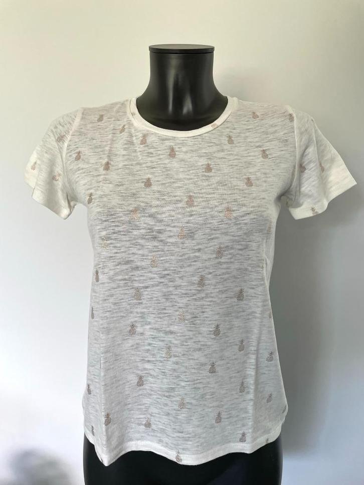 T-shirt van Daphnea (S) in uitstekende staat !, Kleding | Dames, T-shirts, Zo goed als nieuw, Maat 36 (S), Korte mouw, Verzenden