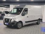 Nissan Interstar 2.3 dCi 35 L2H2 N-Connecta * AUTOMATIQUE *, Auto's, 177 g/km, Stof, Gebruikt, 4 cilinders