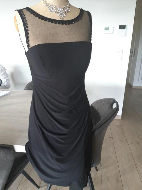 Jurk Scarlett/ zwart/ maat 38-40/  €20, Vêtements | Femmes, Habits de circonstance, Comme neuf, Taille 38/40 (M), Noir, Enlèvement ou Envoi