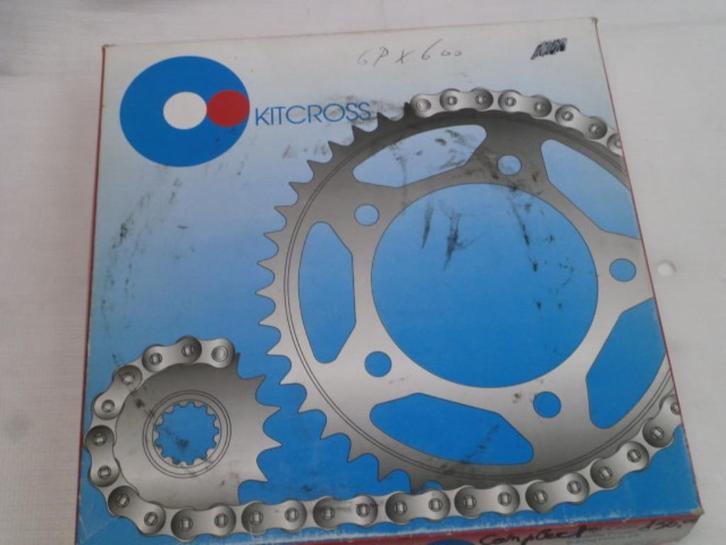 Kawasaki en Suzuki ketting kits, Motoren, Onderdelen | Oldtimers, Nieuw, Ophalen of Verzenden