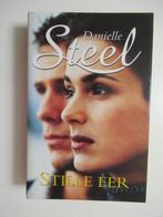 danielle steel...........stille eer, Ophalen of Verzenden, Zo goed als nieuw