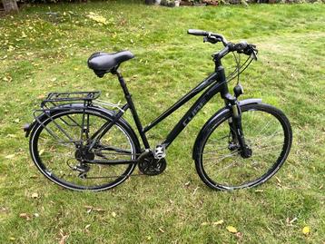 Stands fiets cube beschikbaar voor biedingen