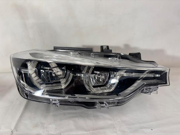 Phare Droit LED BMW F30 F31 LCI avec module 7453482, Autos : Pièces & Accessoires, Éclairage, BMW, Utilisé, Enlèvement