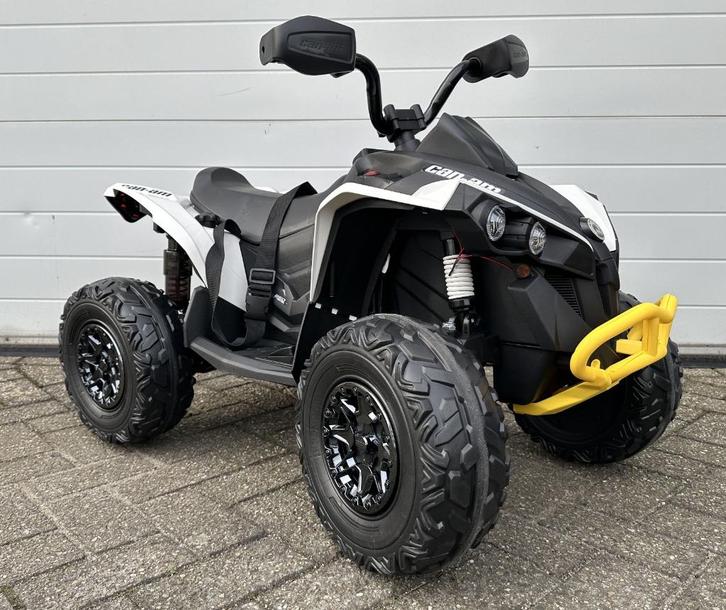 can-am Renegade 12v Quad wit –– Rubberband - BT - RADIO, Kinderen en Baby's, Speelgoed | Buiten | Accuvoertuigen, Nieuw, Ophalen of Verzenden