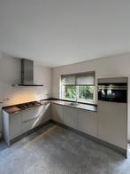 Complete Moderne Hoekkeuken + Apparatuur + GEDEMONTEERD, Huis en Inrichting, Ophalen of Verzenden, Zo goed als nieuw, Composiet