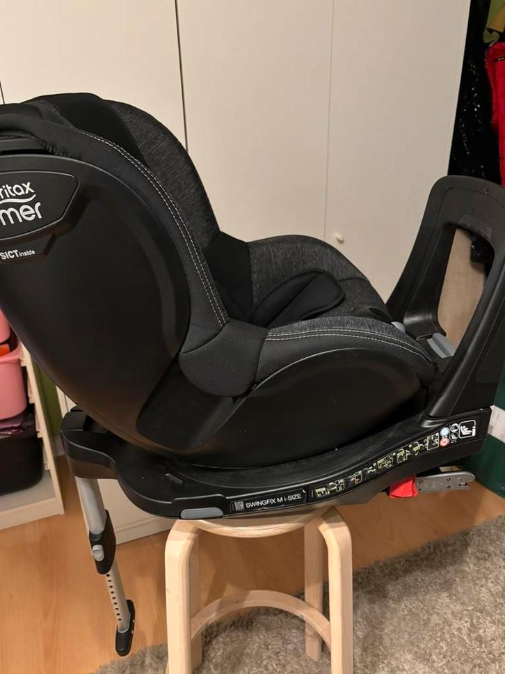 Britax Romer swingfix M i size autostoel, Kinderen en Baby's, Autostoeltjes, Gebruikt, Romer, 0 t/m 18 kg, Isofix, Verstelbare rugleuning