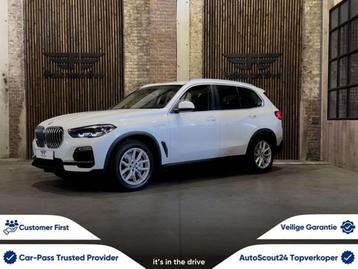 BMW X5 xDrive45e*PHEV*LUCHTVERING*WIFI*KEYLESS*NAVI PRO* beschikbaar voor biedingen