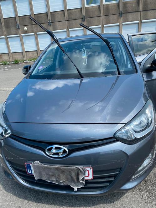 Hunsai i 20 1.2 benzine jaar 2014 74136, Auto's, Hyundai, Particulier, i20, ABS, Adaptive Cruise Control, Airbags, Airconditioning